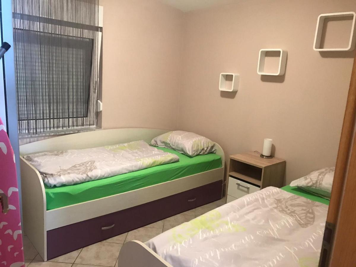 Apartman Petra 1 Вир Екстериор снимка