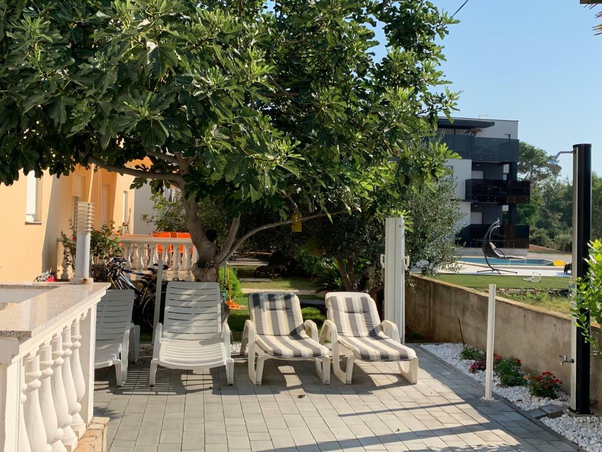 Apartman Petra 1 Вир Екстериор снимка